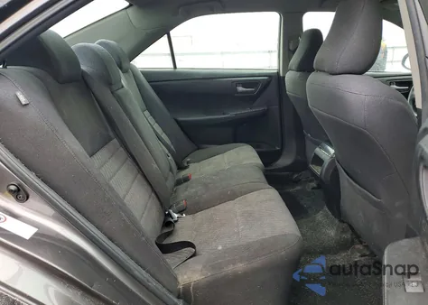 2015 Toyota Camry Le z USA, uszkodzony, nr VIN 4T4BF1FK3FR471018